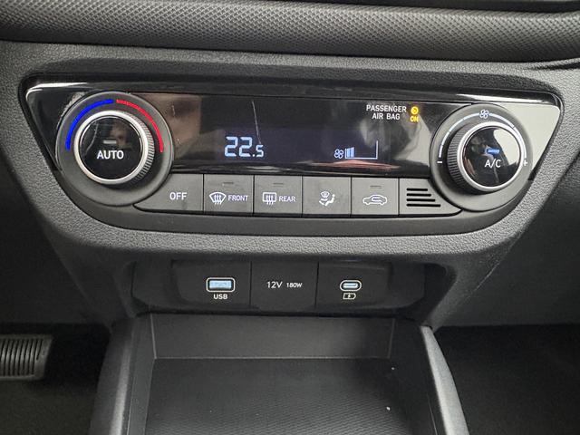 Hyundai i10 STYLE AUT KLIMAAUTOMATIK NAVI SHZ RFK TEMPOMAT 