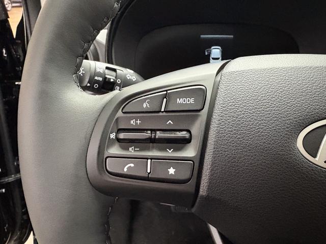 Hyundai i10 STYLE AUT NAVI SHZ RFK TEMPOMAT 