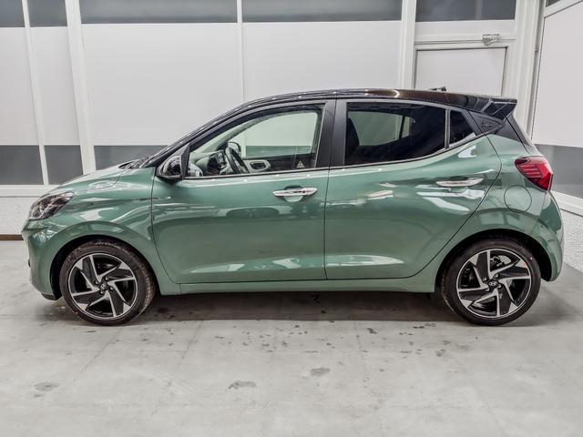 Hyundai i10 PREMIUM AUT SHZ SMART KEY KLIMAAUTOMATIK AMBIENTE ALU RFK PDC NAVI 