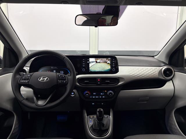 Hyundai i10 PREMIUM AUT SHZ SMART KEY KLIMAAUTOMATIK AMBIENTE ALU RFK PDC NAVI 