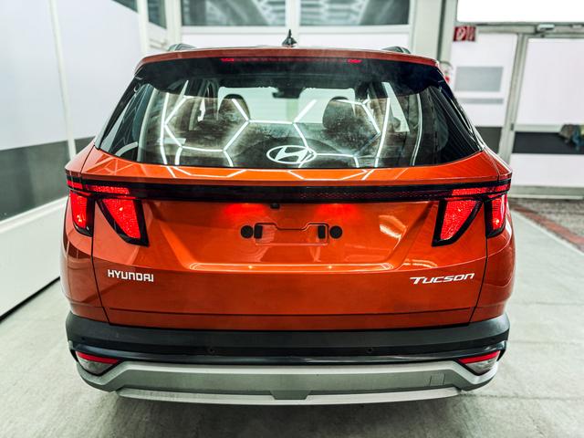 Hyundai TUCSON STYLE TRANSPORTSCHADEN KLIMAAUTOMATIK TOTWINKEL NAVI SHZ RFK PDC 