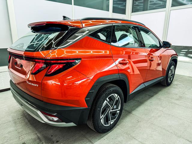 Hyundai TUCSON STYLE TRANSPORTSCHADEN KLIMAAUTOMATIK TOTWINKEL NAVI SHZ RFK PDC 