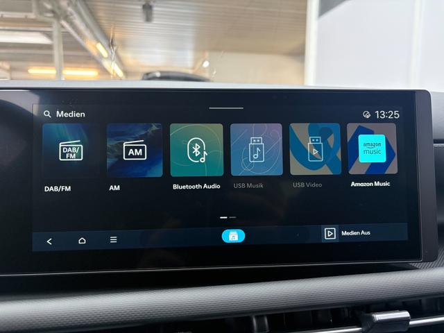 Hyundai TUCSON STYLE AUT KLIMAAUTOMATIK TOTWINKEL NAVI SHZ RFK PDC 