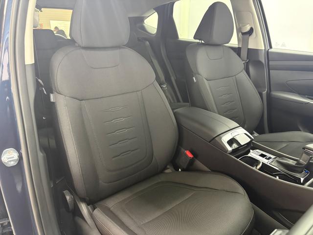 Hyundai TUCSON STYLE AUT KLIMAAUTOMATIK TOTWINKEL NAVI SHZ RFK PDC 