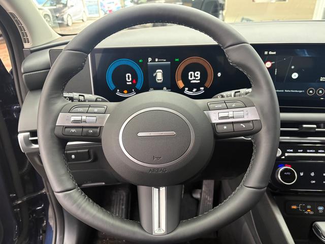 Hyundai TUCSON STYLE AUT KLIMAAUTOMATIK TOTWINKEL NAVI SHZ RFK PDC 