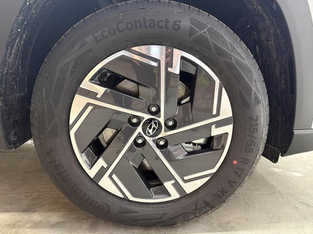 Hyundai TUCSON STYLE AUT KLIMAAUTOMATIK TOTWINKEL NAVI SHZ RFK PDC 