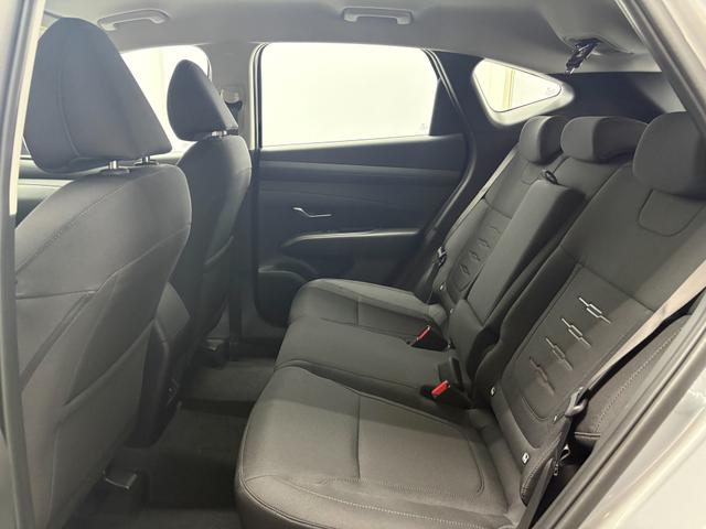 Hyundai TUCSON STYLE AUT KLIMAAUTOMATIK TOTWINKEL NAVI SHZ RFK PDC 