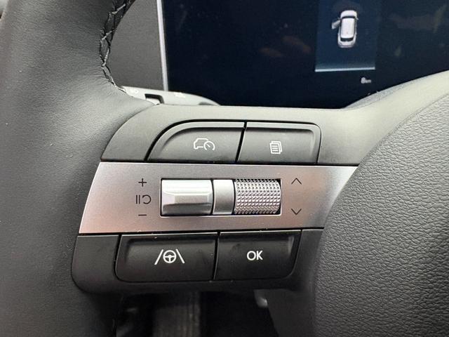 Hyundai TUCSON STYLE AUT KLIMAAUTOMATIK TOTWINKEL NAVI SHZ RFK PDC 