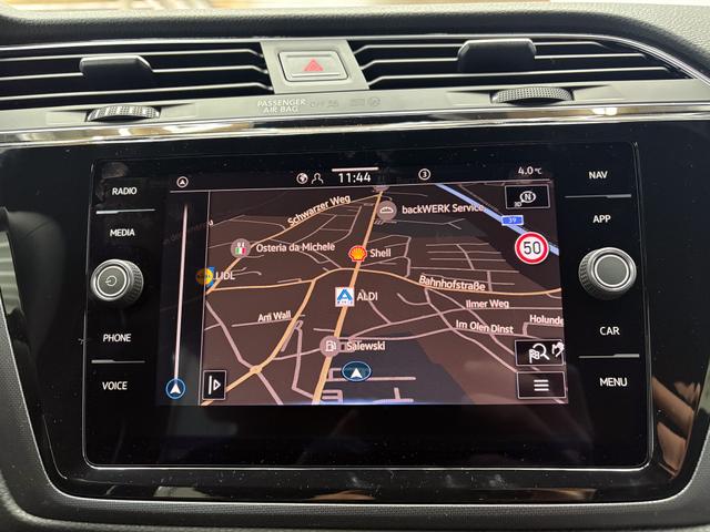 Volkswagen Touran Family R-LINE PANO SHZ ACC KEYLESS 