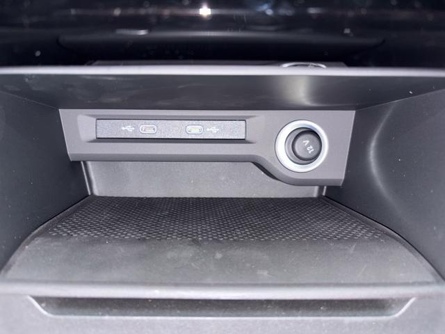 Volkswagen Touran Family R-LINE PANO SHZ ACC KEYLESS 