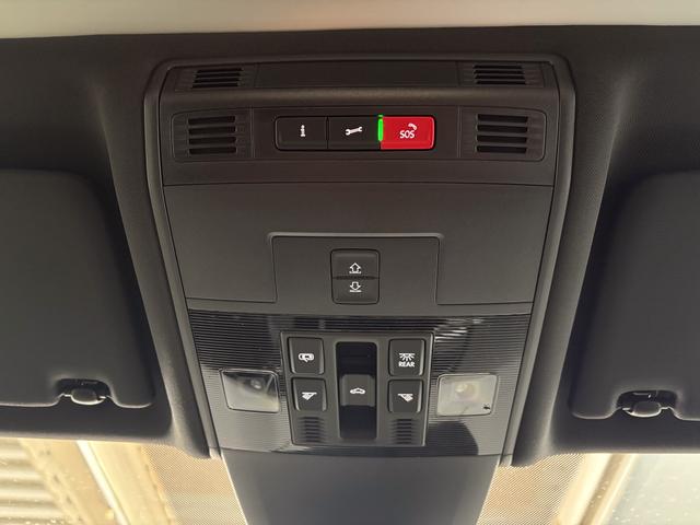 Volkswagen Touran Family R-LINE PANO SHZ ACC KEYLESS 