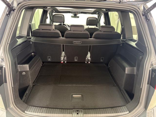Volkswagen Touran Family R-LINE PANO SHZ ACC KEYLESS 