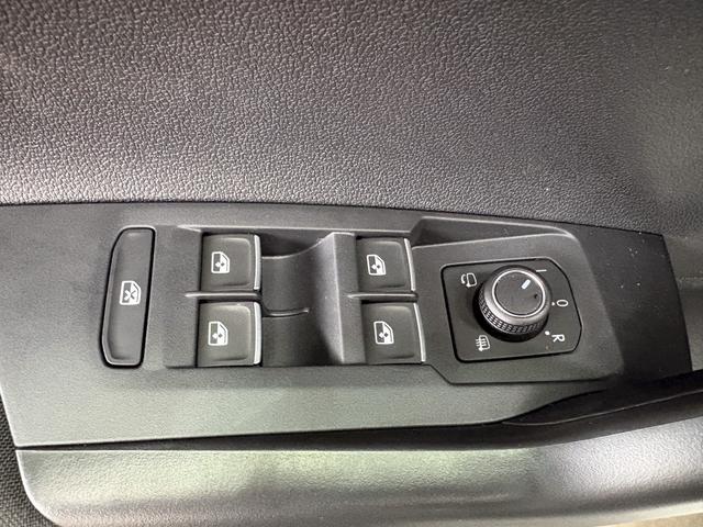 Volkswagen Taigo R-LINE BLACK PACK MATRIX ACC 