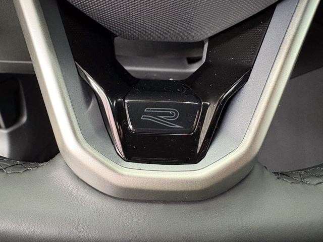 Volkswagen Taigo R-LINE BLACK PACK MATRIX ACC 