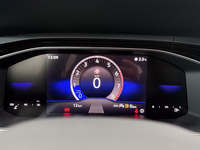 Volkswagen Taigo R-LINE BLACK PACK MATRIX ACC 