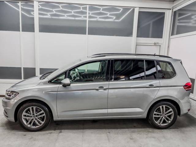 Volkswagen Touran Family DSG PANO KEYLESS ACC NAVI 