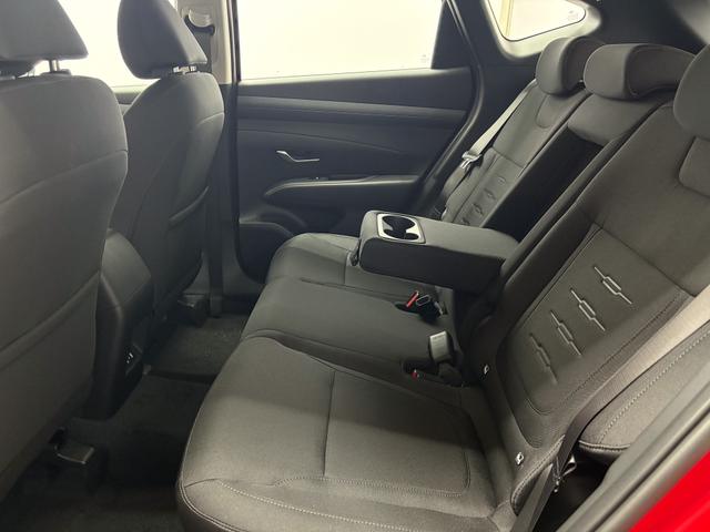 Hyundai TUCSON STYLE AUT KLIMAAUTOMATIK TOTWINKEL NAVI SHZ RFK PDC 