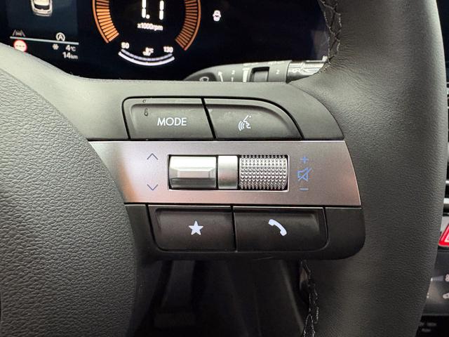 Hyundai TUCSON STYLE AUT KLIMAAUTOMATIK TOTWINKEL NAVI SHZ RFK PDC 