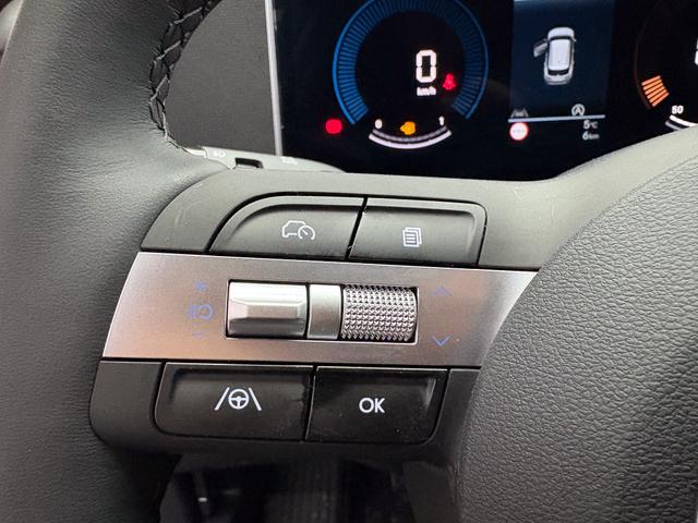 Hyundai TUCSON STYLE 18 ALU KLIMAAUTOMATIK TOTWINKEL NAVI SHZ RFK PDC 