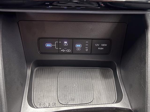 Hyundai TUCSON STYLE 18 ALU KLIMAAUTOMATIK TOTWINKEL NAVI SHZ RFK PDC 