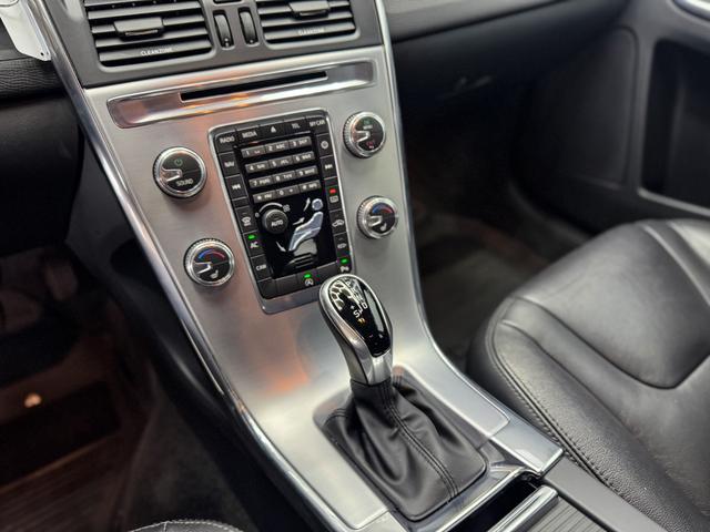 Volvo XC60 Summum D4 AUT NAVI XENON DSTC 