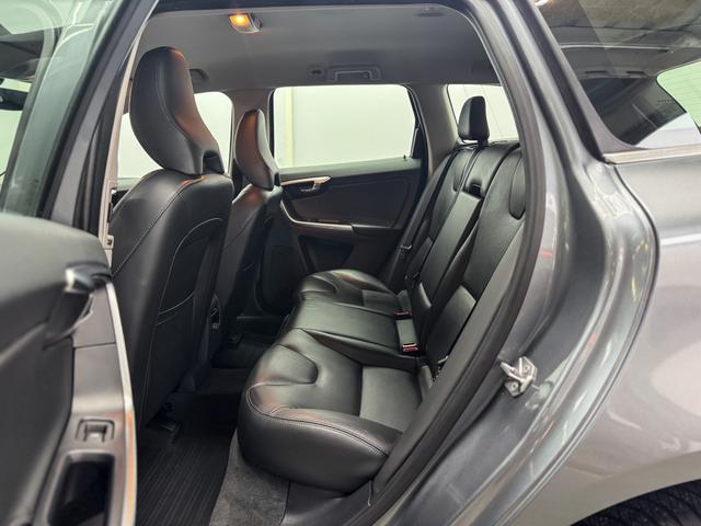 Volvo XC60 Summum D4 AUT NAVI XENON DSTC 