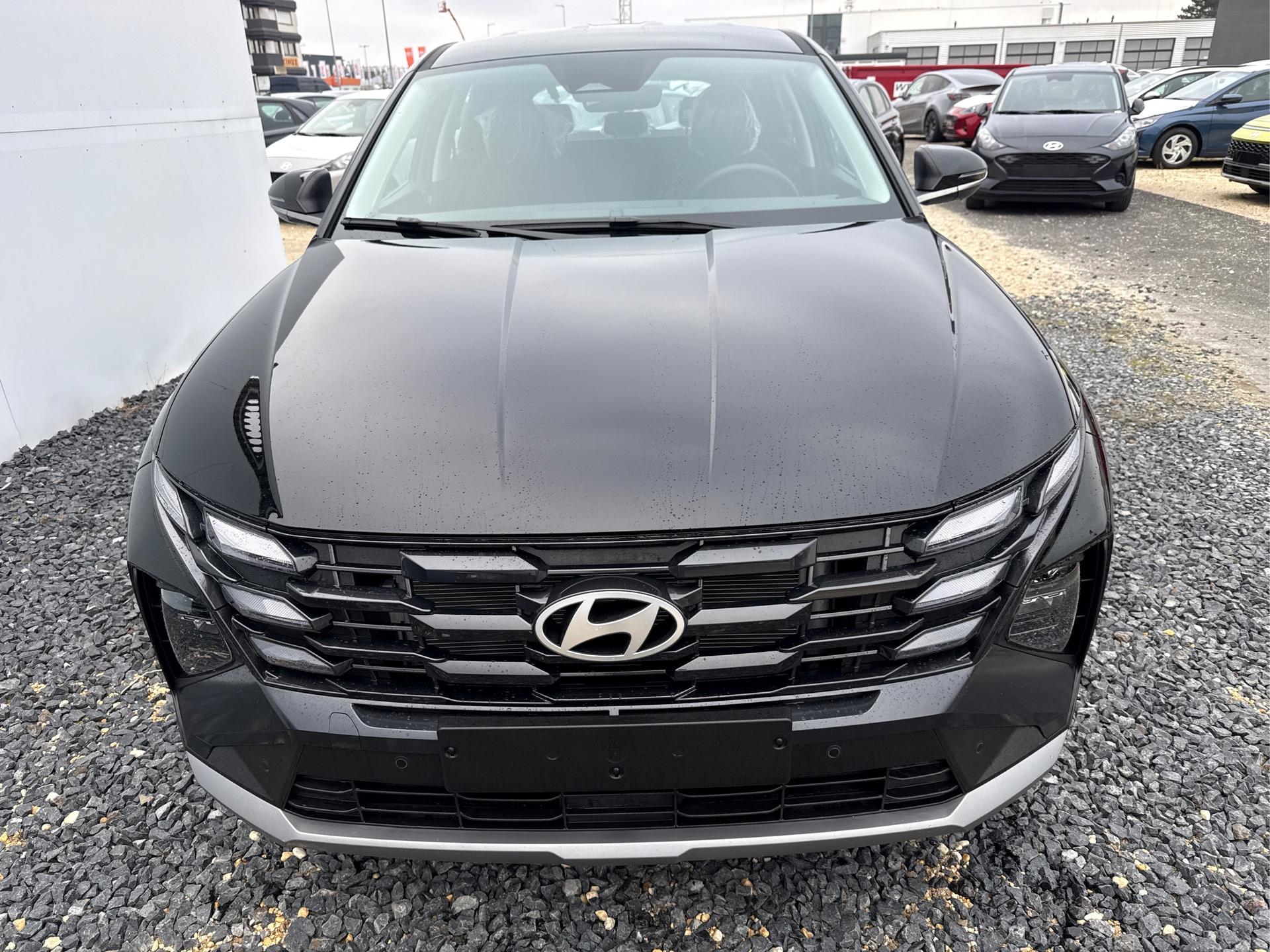Hyundai TUCSON TREND SHZ NAVI PDC RFK 