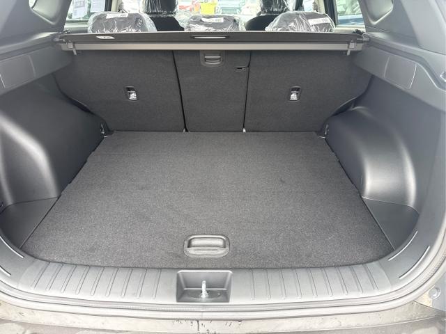 Hyundai / TUCSON / Grau / / / 18 ALU KLIMAAUTOMATIK TOTWINKEL NAVI SHZ RFK PDC