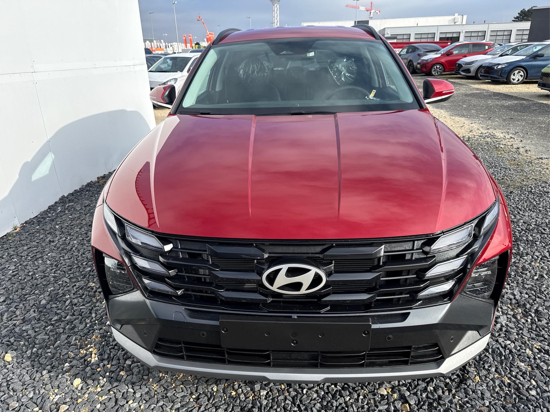 Hyundai TUCSON STYLE KLIMAAUTOMATIK TOTWINKEL NAVI SHZ RFK PDC 