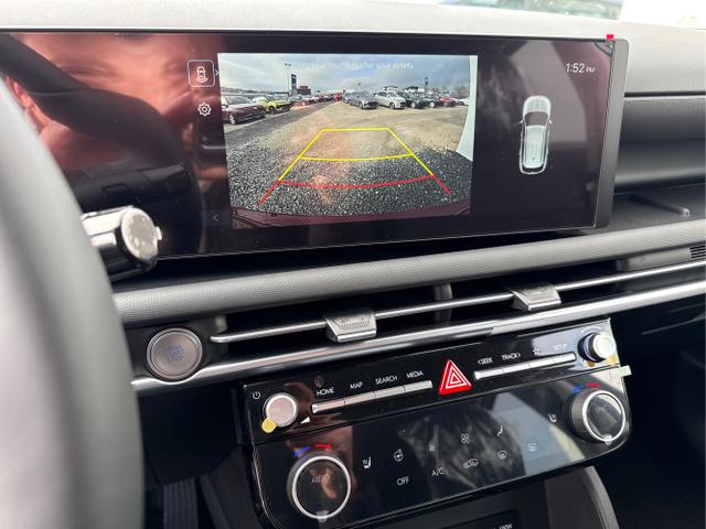 Hyundai / TUCSON / Rot / / / KLIMAAUTOMATIK TOTWINKEL NAVI SHZ RFK PDC