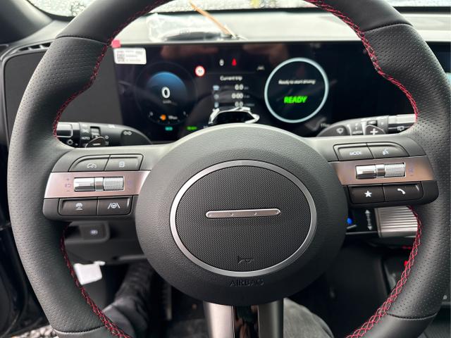 Hyundai / KONA / Schwarz / / / HEV DCT N-LINE EDITION BOSE 360 NAVI SHZ 