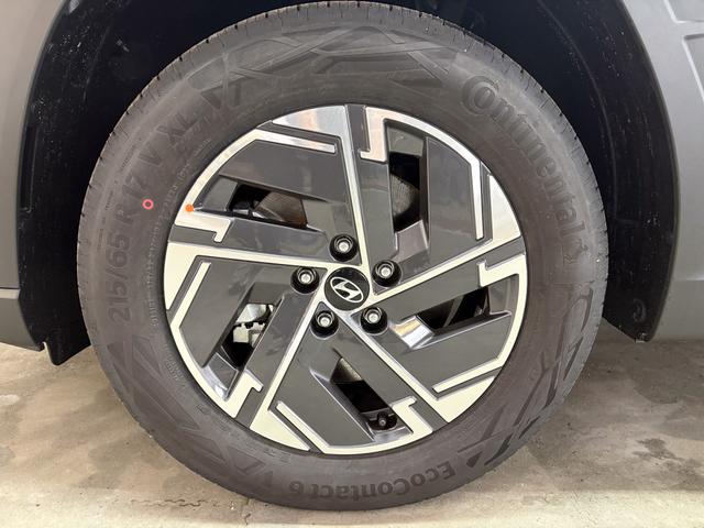 Hyundai TUCSON STYLE AUT KLIMAAUTOMATIK TOTWINKEL NAVI SHZ RFK PDC 