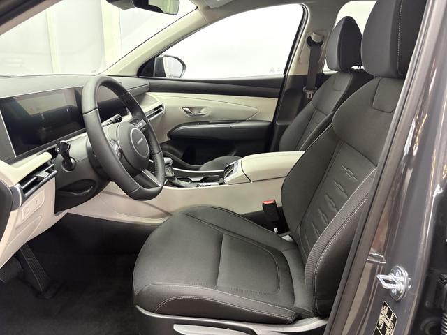Hyundai TUCSON STYLE AUT KLIMAAUTOMATIK TOTWINKEL NAVI SHZ RFK PDC 