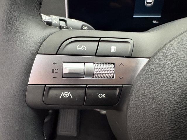 Hyundai TUCSON STYLE AUT KLIMAAUTOMATIK TOTWINKEL NAVI SHZ RFK PDC 