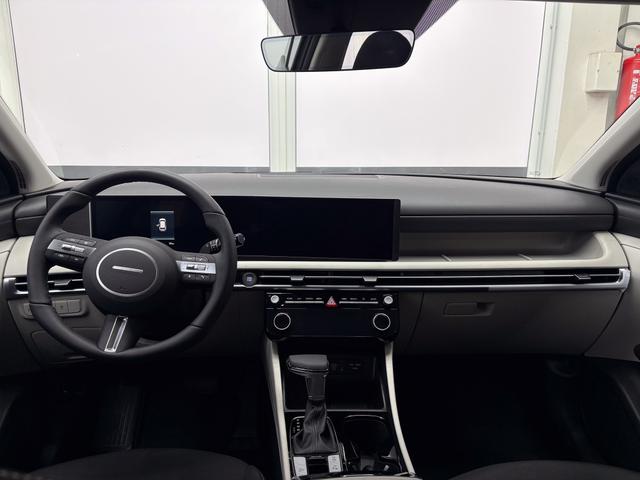 Hyundai TUCSON STYLE AUT KLIMAAUTOMATIK TOTWINKEL NAVI SHZ RFK PDC 