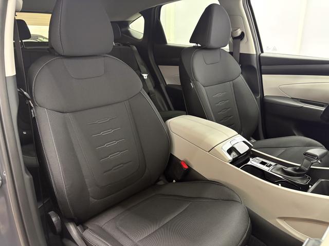 Hyundai TUCSON STYLE AUT KLIMAAUTOMATIK TOTWINKEL NAVI SHZ RFK PDC 