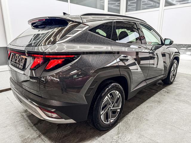 Hyundai TUCSON STYLE AUT KLIMAAUTOMATIK TOTWINKEL NAVI SHZ RFK PDC 