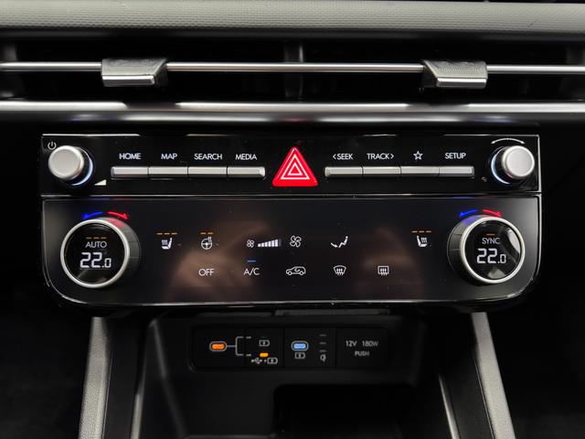 Hyundai TUCSON STYLE AUT KLIMAAUTOMATIK TOTWINKEL NAVI SHZ RFK PDC 