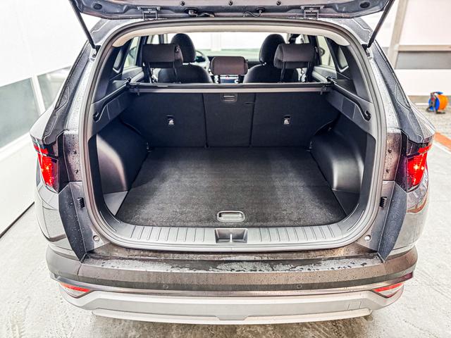 Hyundai TUCSON STYLE AUT KLIMAAUTOMATIK TOTWINKEL NAVI SHZ RFK PDC 