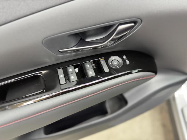 Hyundai TUCSON HEV PREMIUM AUT N-LINE PANO EL.HECKKLAPPE SHZ v+h 