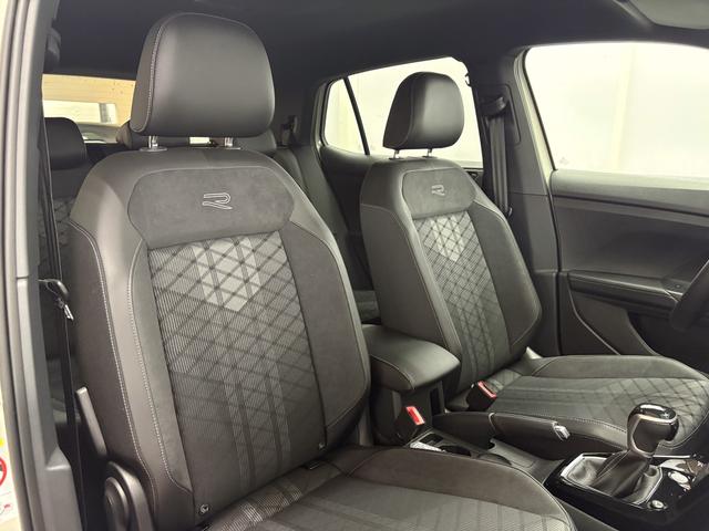 Volkswagen T-Cross R-LINE EDITION DSG AHK SHZ 