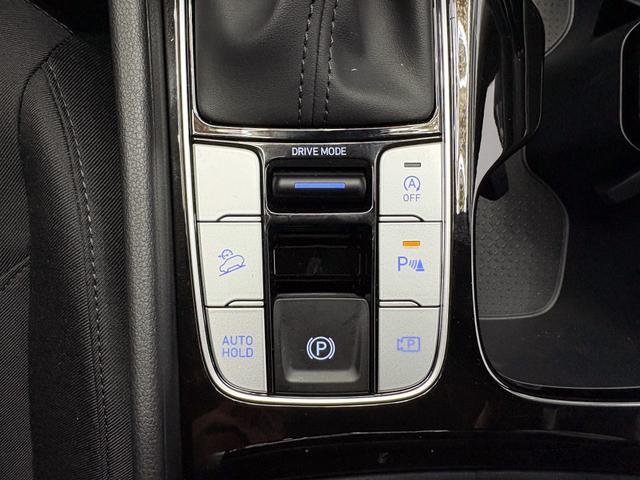 Hyundai TUCSON STYLE AUT ACC 18ALU KLIMAAUTOMATIK TOTWINKEL NAVI SHZ RFK PDC 