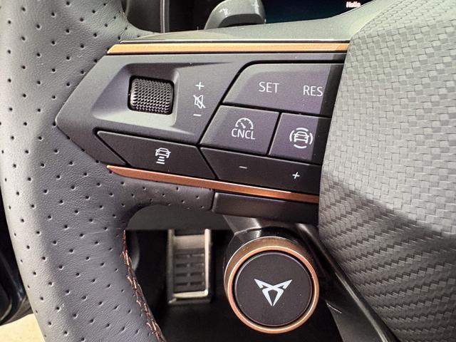 Cupra Leon Sportstourer 1.5 eTSI DSG AHK ACC RFK KYLESS El.Heckklappe 