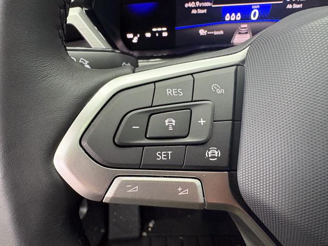 Volkswagen Touran Family PANO SHZ ACC KEYLESS 