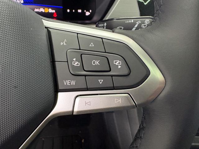 Volkswagen Touran Family PANO SHZ ACC KEYLESS 