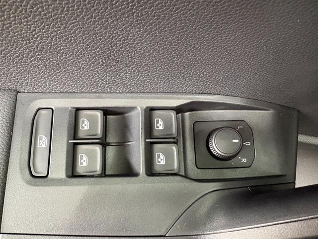 Seat Ibiza EDITION PLUS TEMPOMAT PDC KLIMA RADIO ALU 