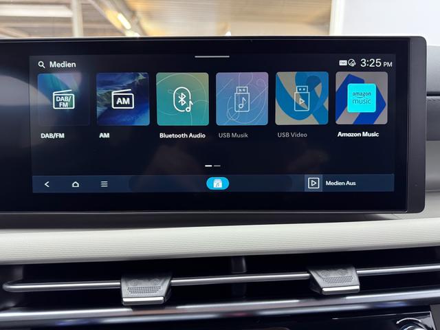 Hyundai TUCSON STYLE AUT KLIMAAUTOMATIK TOTWINKEL NAVI SHZ RFK PDC 