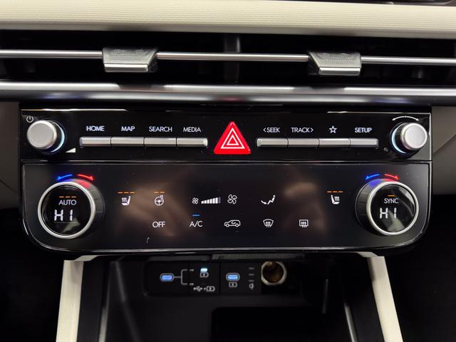 Hyundai TUCSON STYLE AUT KLIMAAUTOMATIK TOTWINKEL NAVI SHZ RFK PDC 