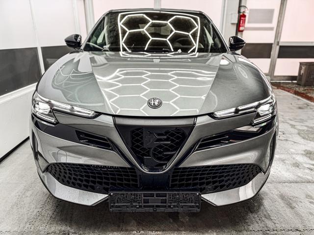 Alfa Romeo Junior Speciale IBRIDA MATRIX ACC KEYLESS NAVI 