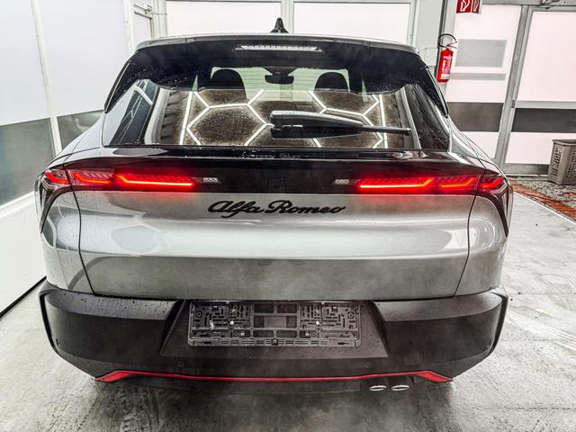 Alfa Romeo Junior Speciale IBRIDA MATRIX ACC KEYLESS NAVI 